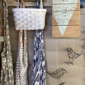 Wire Bird Sculptures - Rustic Gray Garden Decor. VERY BOHO GARDEN CHIC!